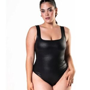 ✨NWT HeyShape Faux Leather Tummy Control Thong Bodysuit Baddie Chic Biker Moto
